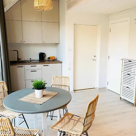 Kontininku Apartamentai Apartman